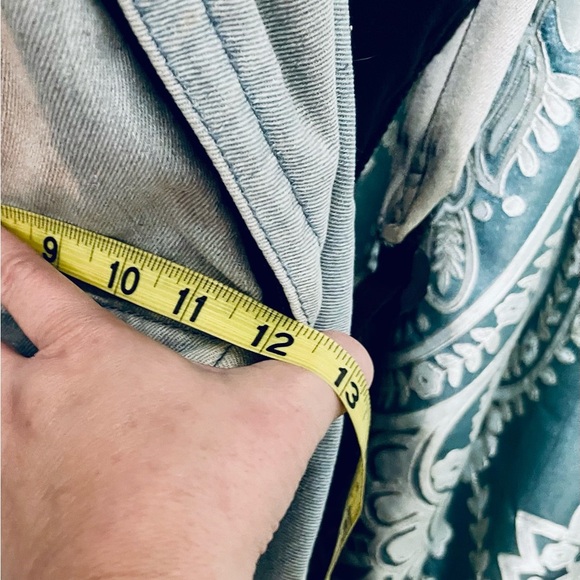 Urban Outfitters Yin & Yang Backpack Light Washed Distressed Denim Zip Unisex - Picture 11 of 16